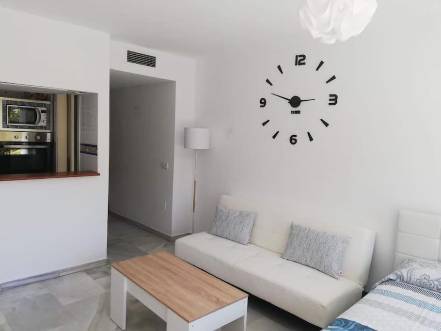 Estudio Cosmopolita Marbella Zewnętrze zdjęcie